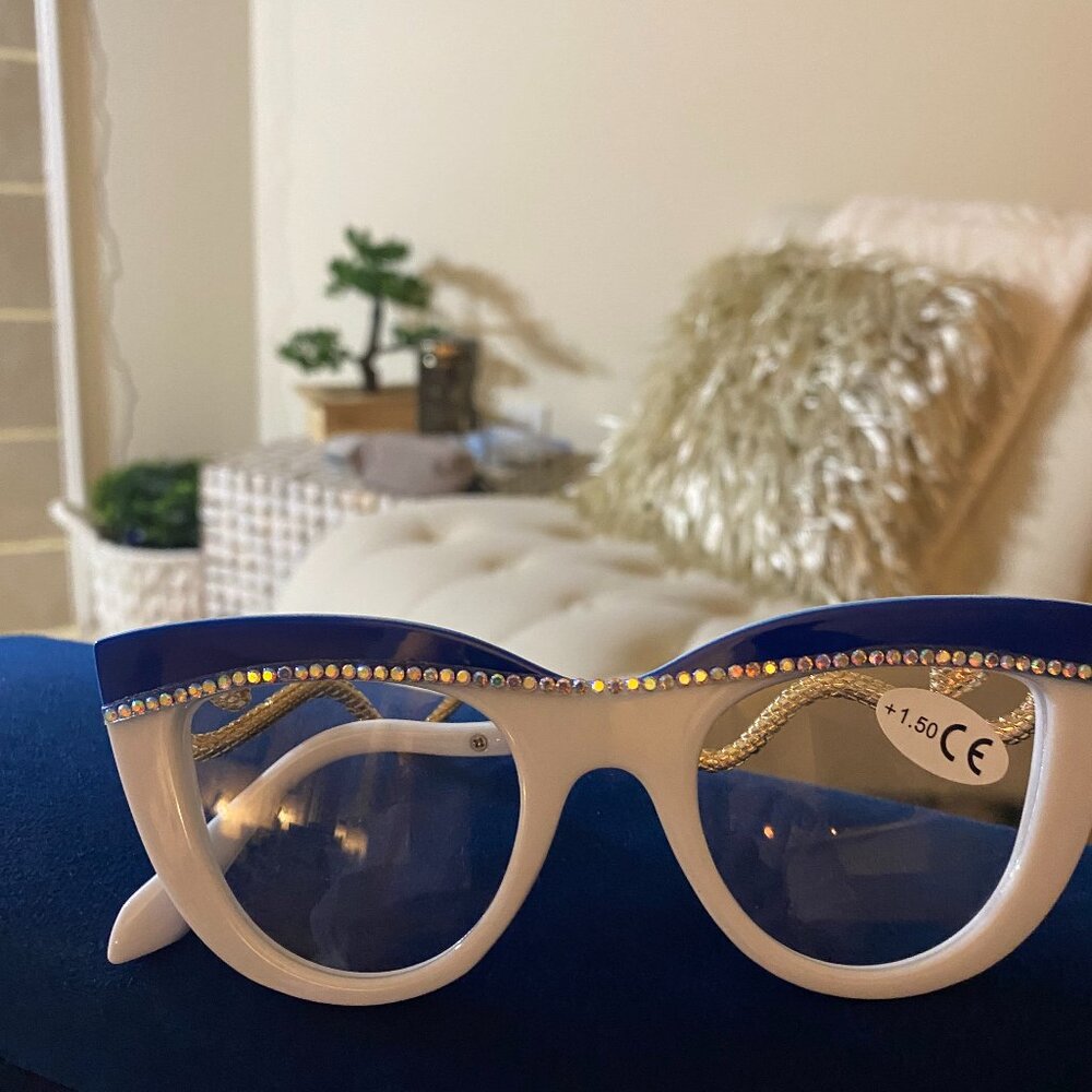 Snazzy Bling readers  1.5